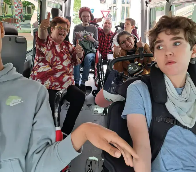 Woonzorgvervoer Eindhoven – rolstoelbus naar Vitalis en Archipel